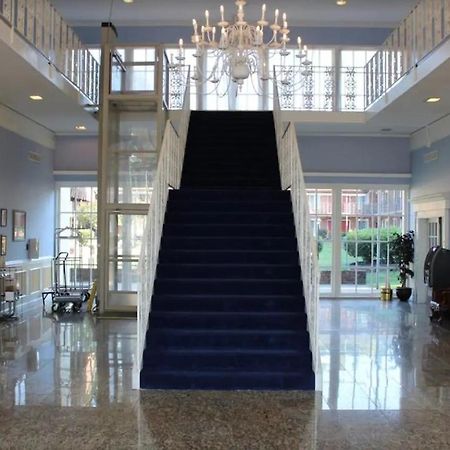 Independence Place Charlotte Exterior photo