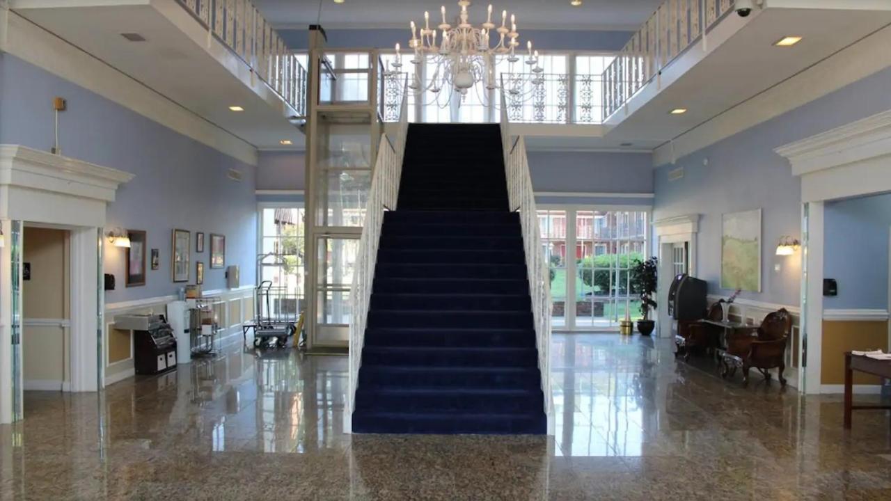 Independence Place Charlotte Exterior photo